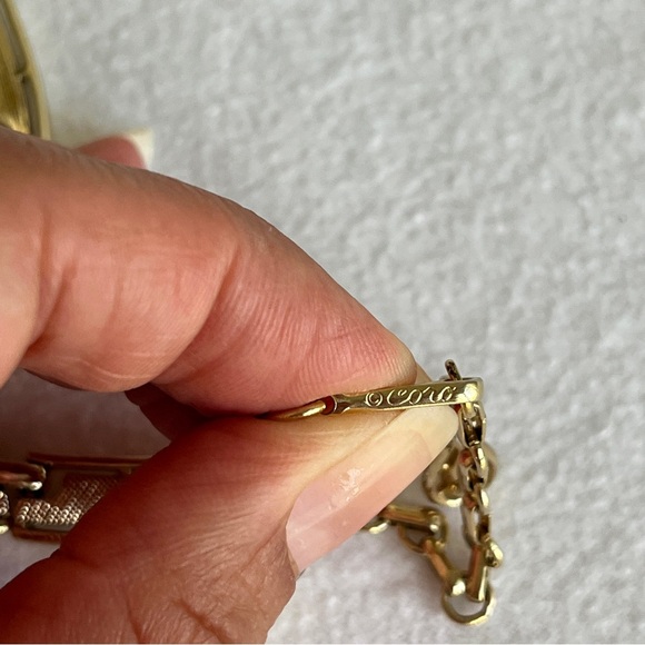 Vintage Coro brush finish, light gold tone necklace, Makers mark on clasp - Picture 7 of 10